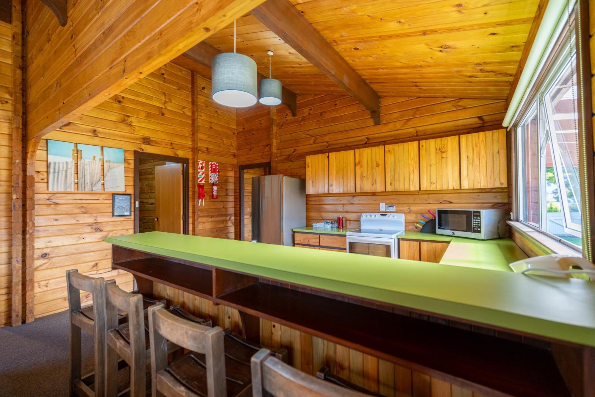 Te Anau Top 10 Holiday Park And Motels Екстериор снимка