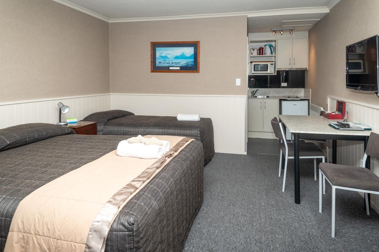 Te Anau Top 10 Holiday Park And Motels Екстериор снимка
