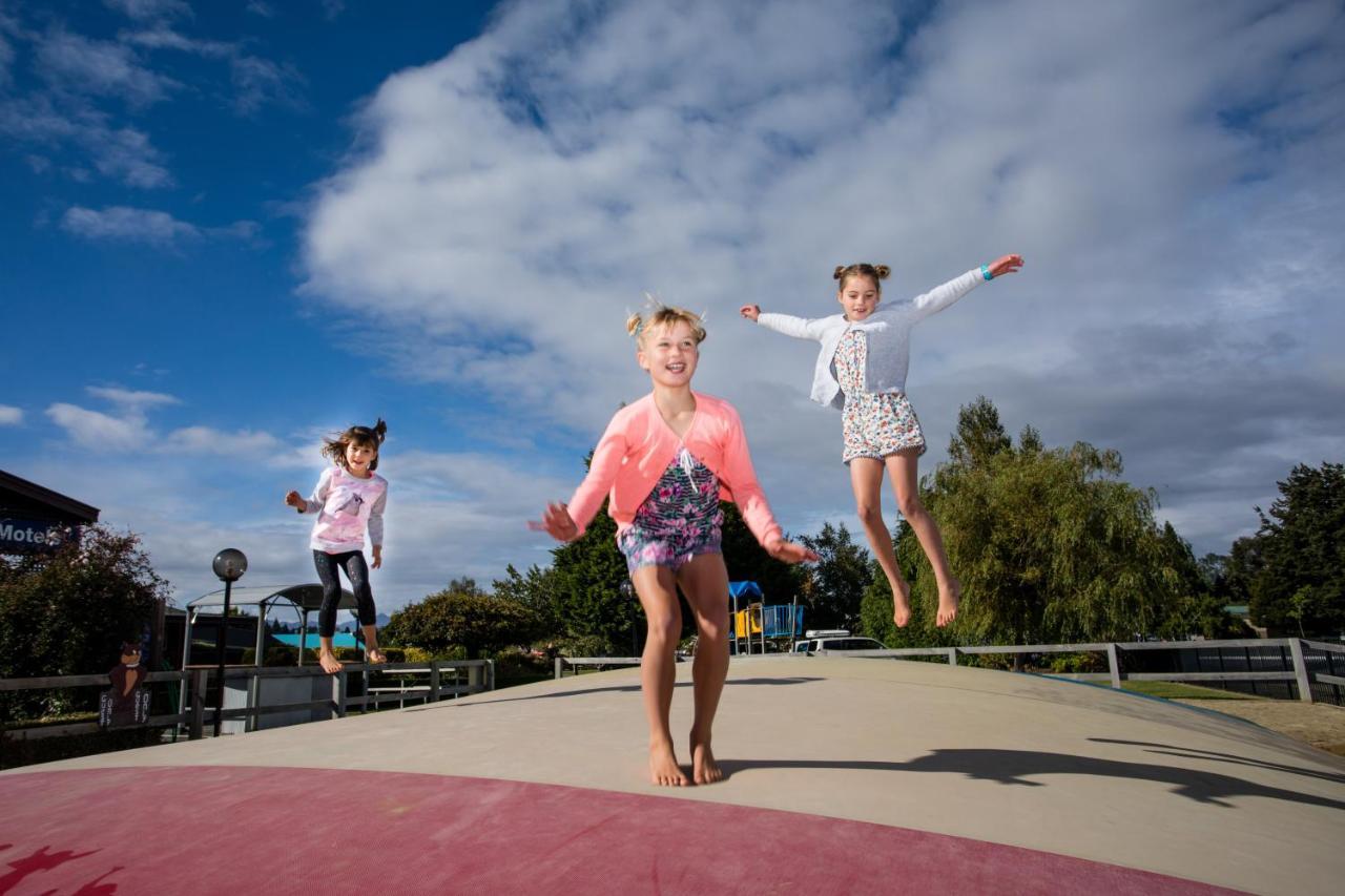 Te Anau Top 10 Holiday Park And Motels Екстериор снимка